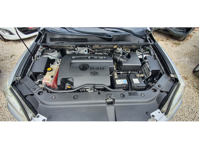 Toyota Rav4 2.2 D4D CROSSOVER EXCLUSIVE - автомобили, коли, обяви за нови и употребявани 13