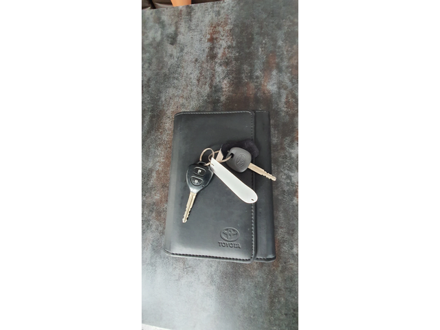 Toyota Rav4 2.2 D4D CROSSOVER EXCLUSIVE - автомобили, коли, обяви за нови и употребявани 15