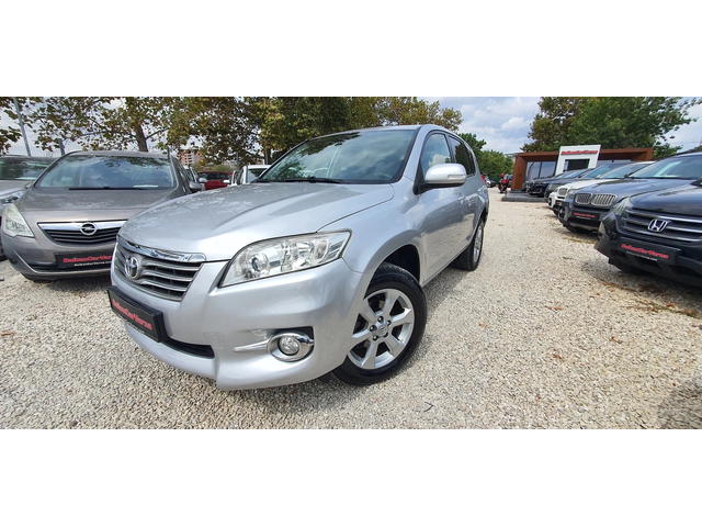 Toyota Rav4 2.2 D4D CROSSOVER EXCLUSIVE - автомобили, коли, обяви за нови и употребявани 1
