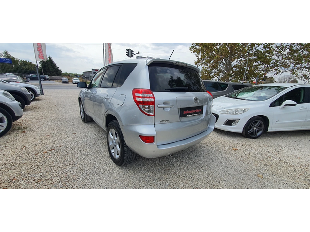 Toyota Rav4 2.2 D4D CROSSOVER EXCLUSIVE - автомобили, коли, обяви за нови и употребявани 4