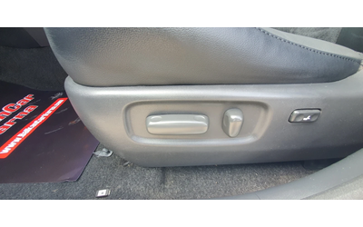 Toyota Rav4 2.2 D4D CROSSOVER EXCLUSIVE - автомобили, коли, обяви за нови и употребявани 9