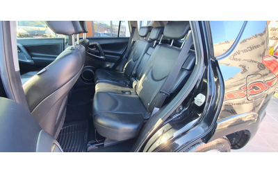 Toyota Rav4 2.2 D-CAT 4WD - автомобили, коли, обяви за нови и употребявани 12