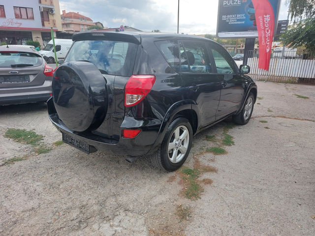 Toyota Rav4 2.2D* 6-Speed.* - автомобили, коли, обяви за нови и употребявани 4