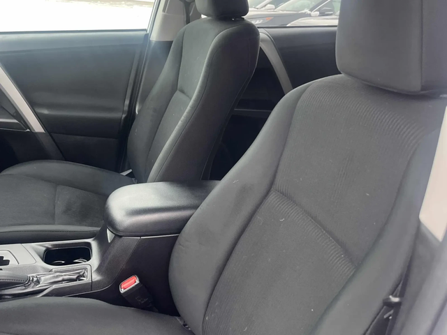 Toyota Rav4 2.5 LE - автомобили, коли, обяви за нови и употребявани 7