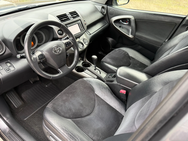 Toyota Rav4 2.0 VVT-i / FULL / AVTOMAT / EXECUTIVE / 4X4 - автомобили, коли, обяви за нови и употребявани 8