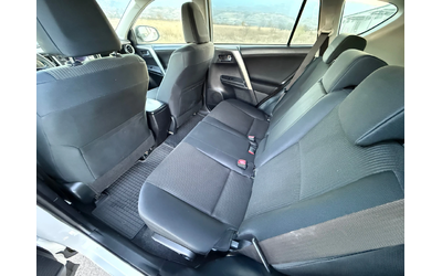 Toyota Rav4 2.0 D-4D / AWD 4X4 / AVTOPILOT / 186 000km !!! - автомобили, коли, обяви за нови и употребявани 11