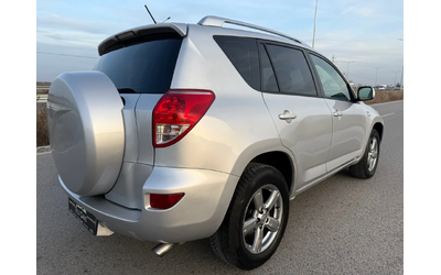 Toyota Rav4 2.2 D-4D / 4X4 / EXECUTIVE / KOJA / KEYLESS / NAVI - автомобили, коли, обяви за нови и употребявани 6