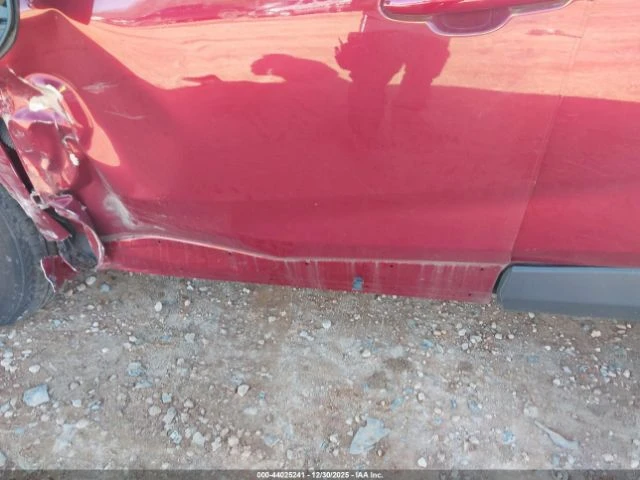 Toyota Rav4 LE - автомобили, коли, обяви за нови и употребявани 5