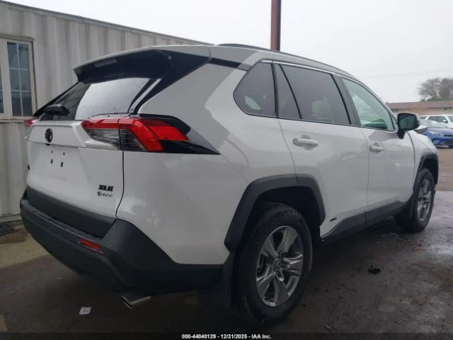 Toyota Rav4 HYBRID XLE - автомобили, коли, обяви за нови и употребявани 5