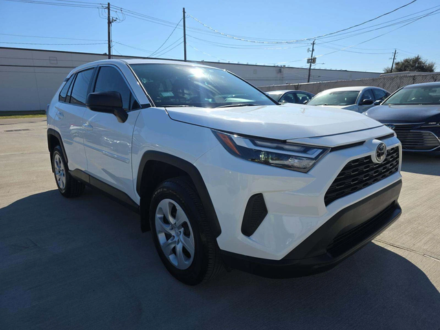 Toyota Rav4 - автомобили, коли, обяви за нови и употребявани 3