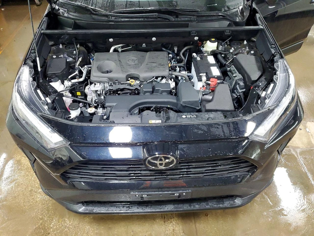 Toyota Rav4 XLE - автомобили, коли, обяви за нови и употребявани 10