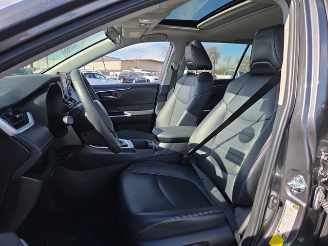 Toyota Rav4 XLE Premium - автомобили, коли, обяви за нови и употребявани 5