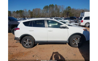 Toyota Rav4 - автомобили, коли, обяви за нови и употребявани 12