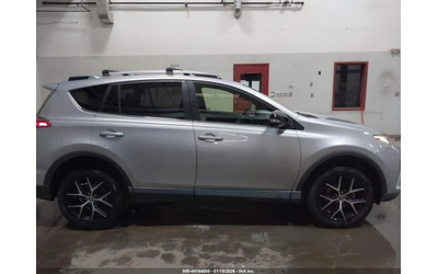 Toyota Rav4 SE - автомобили, коли, обяви за нови и употребявани 11