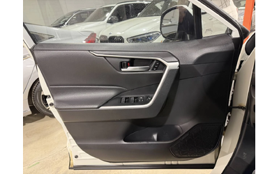 Toyota Rav4 2021| XLE| 2 КЛЮЧА| AWD| CARFAX| КРАЙАН ЦЕНА - автомобили, коли, обяви за нови и употребявани 11