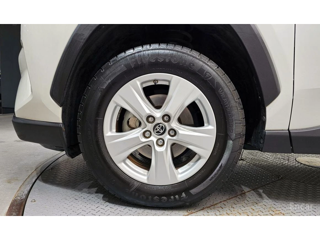 Toyota Rav4 КОЖА* 4 ПОДГРЕВА* ПАНОРАМА* ДВА КЛЮЧА - автомобили, коли, обяви за нови и употребявани 4