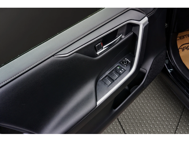 Toyota Rav4 2.5 Hybrid - автомобили, коли, обяви за нови и употребявани 5