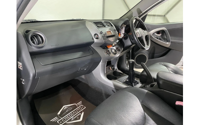 Toyota Rav4 - автомобили, коли, обяви за нови и употребявани 8