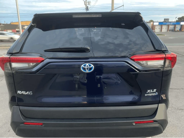 Toyota Rav4 Hybrid* XLE* AWD* АвтоКредит* (ЦЕНА ДО БГ) - автомобили, коли, обяви за нови и употребявани 3