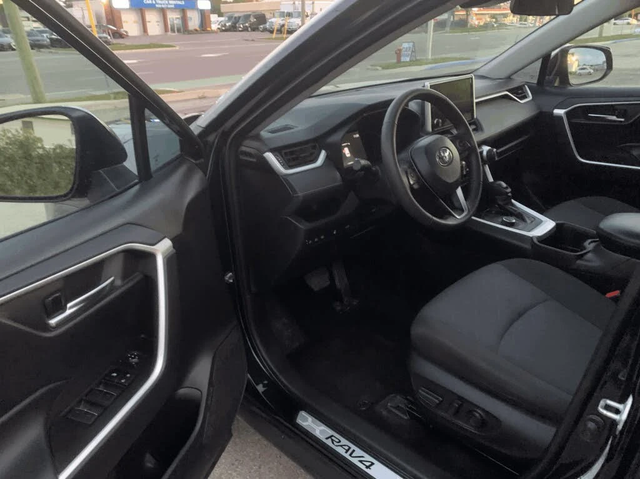 Toyota Rav4 Hybrid* XLE* AWD* АвтоКредит* (ЦЕНА ДО БГ) - автомобили, коли, обяви за нови и употребявани 6