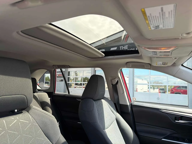 Toyota Rav4 * XLE * ШИБИДАХ * ПОДГРЕВ * ОТ ПРЕДСТАВИТЕЛСТВО - автомобили, коли, обяви за нови и употребявани 9