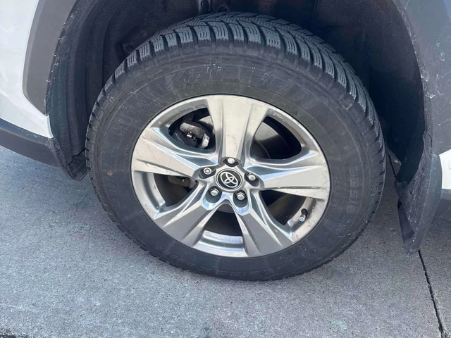 Toyota Rav4 * Hybrid XLE * CARFAX * 2 КЛЮЧА * KEYLESS * - автомобили, коли, обяви за нови и употребявани 6
