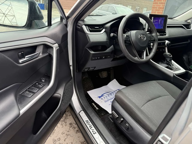 Toyota Rav4 * XLE AWD * CARFAX * 2 КЛЮЧА * ШИБИДАХ * ПОДГРЕВИ - автомобили, коли, обяви за нови и употребявани 4