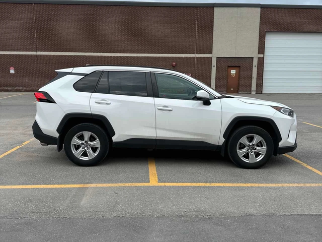 Toyota Rav4 * XLE * CARFAX * 2 КЛЮЧА * KEYLESS * ПАНО - автомобили, коли, обяви за нови и употребявани 2