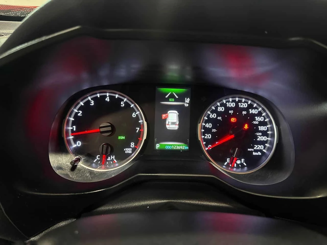 Toyota Rav4 * LE * 2 КЛЮЧА* ПОДГРЕВ* KEYLESS* - автомобили, коли, обяви за нови и употребявани 7