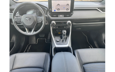 Toyota Rav4 - автомобили, коли, обяви за нови и употребявани 13