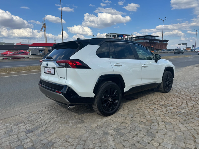 Toyota Rav4 - автомобили, коли, обяви за нови и употребявани 3