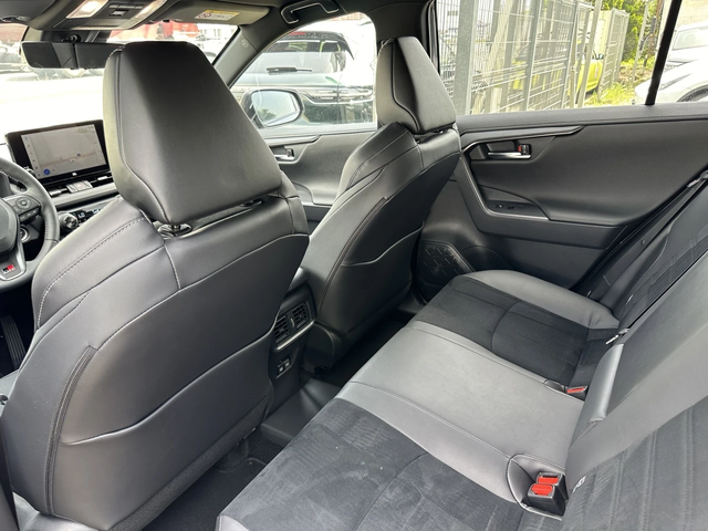 Toyota Rav4 GR/PLUG-IN HYBRID/306.PS 4x4 - автомобили, коли, обяви за нови и употребявани 16
