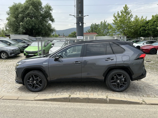 Toyota Rav4 GR/PLUG-IN HYBRID/306.PS 4x4 - автомобили, коли, обяви за нови и употребявани 3