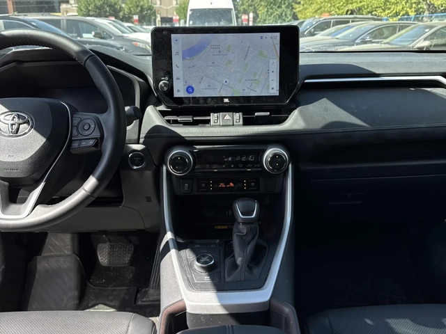 Toyota Rav4 Hybrid Limited * FULL * CARFAX - автомобили, коли, обяви за нови и употребявани 6