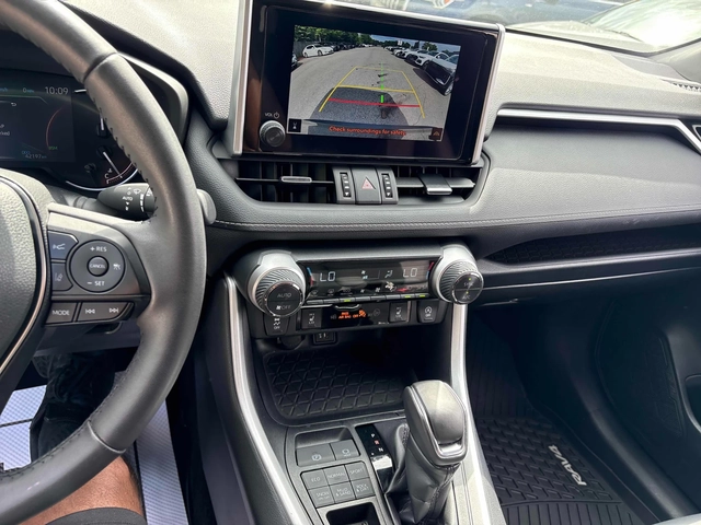 Toyota Rav4 XLE * ПАНОРАМА * 2 КЛЮЧА * CARFAX - автомобили, коли, обяви за нови и употребявани 7
