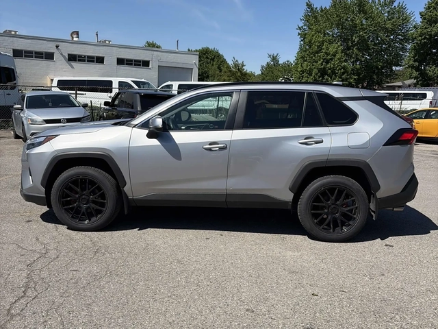 Toyota Rav4 XLE AWD * ПАНОРАМА * ПОДГРЕВИ * Keyless * CARFAX - автомобили, коли, обяви за нови и употребявани 2