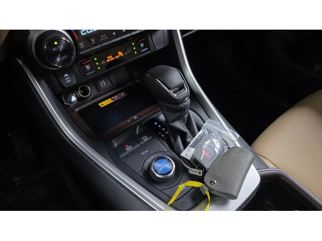 Toyota Rav4 LIMITED AWD/ОБДУХ/DISTRONIC/ПАМЕТИ/LANE ASSIST - автомобили, коли, обяви за нови и употребявани 10