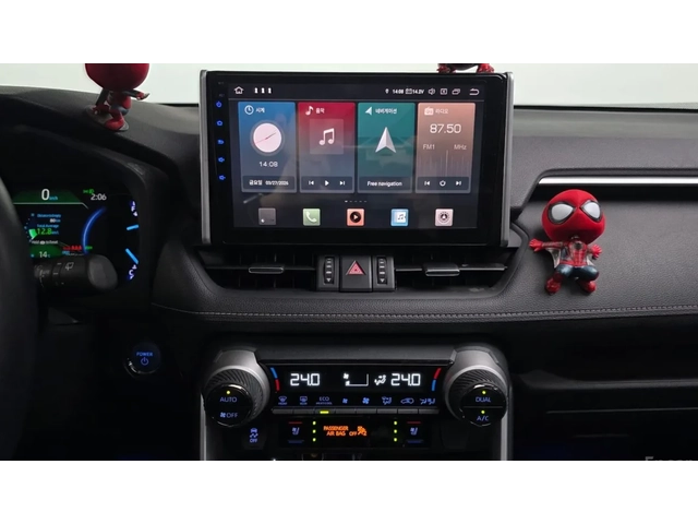 Toyota Rav4 2.5 AWD HYBRID / LIMITED /ШИБИДАХ / - автомобили, коли, обяви за нови и употребявани 10