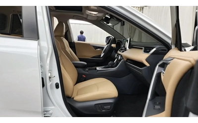 Toyota Rav4 AWD HYBRID | ОБДУХВАНЕ| DISTRONIC | LANE ASSIST - автомобили, коли, обяви за нови и употребявани 15