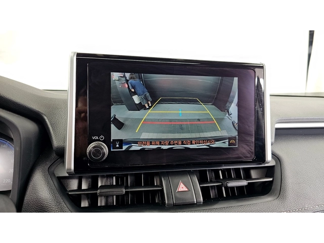 Toyota Rav4 XLE* КАМЕРА* ПОДГРЕВ* KEYLESS - автомобили, коли, обяви за нови и употребявани 14