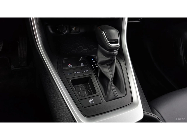 Toyota Rav4 XLE* КАМЕРА* ПОДГРЕВ* KEYLESS - автомобили, коли, обяви за нови и употребявани 8