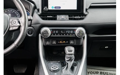 Toyota Rav4 Hybrid XLE AWD - автомобили, коли, обяви за нови и употребявани 11