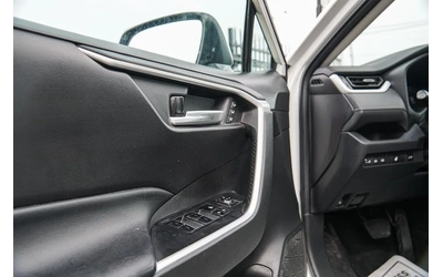 Toyota Rav4 Hybrid XLE AWD - автомобили, коли, обяви за нови и употребявани 14