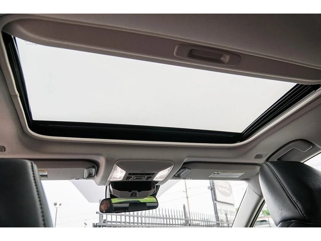 Toyota Rav4 Hybrid XLE AWD - автомобили, коли, обяви за нови и употребявани 16