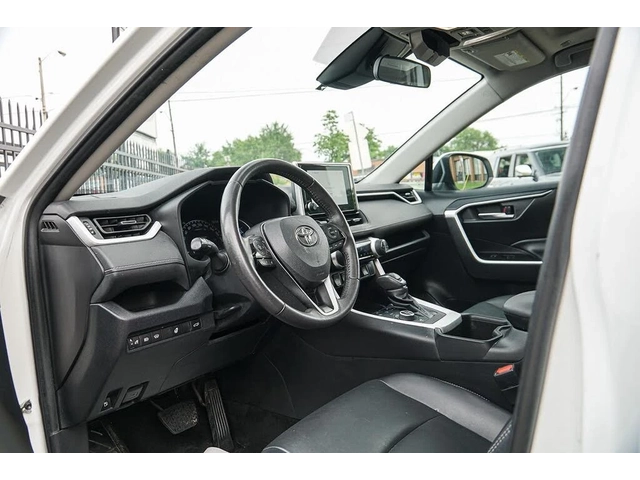 Toyota Rav4 Hybrid XLE AWD - автомобили, коли, обяви за нови и употребявани 6