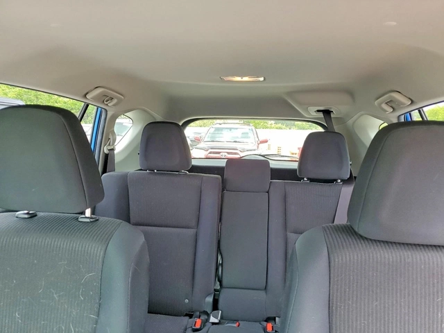 Toyota Rav4 - автомобили, коли, обяви за нови и употребявани 9