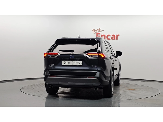 Toyota Rav4 2.5 Hybrid AWD | Distronic | Memory | Обдухване - автомобили, коли, обяви за нови и употребявани 2