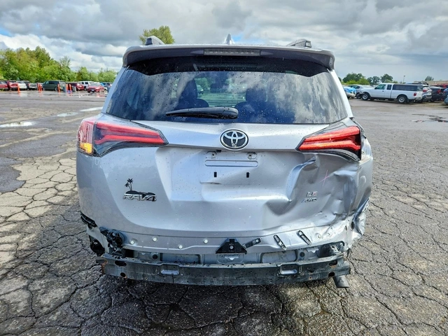 Toyota Rav4 - автомобили, коли, обяви за нови и употребявани 5