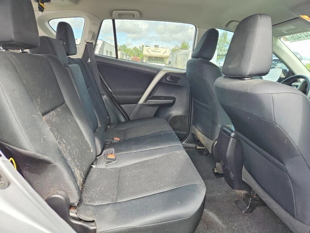 Toyota Rav4 - автомобили, коли, обяви за нови и употребявани 9