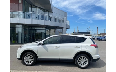 Toyota Rav4 2.5 HEV - автомобили, коли, обяви за нови и употребявани 7